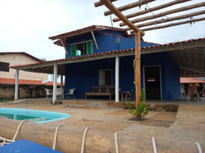 Casa com 4 quartos e piscina no Coqueiro